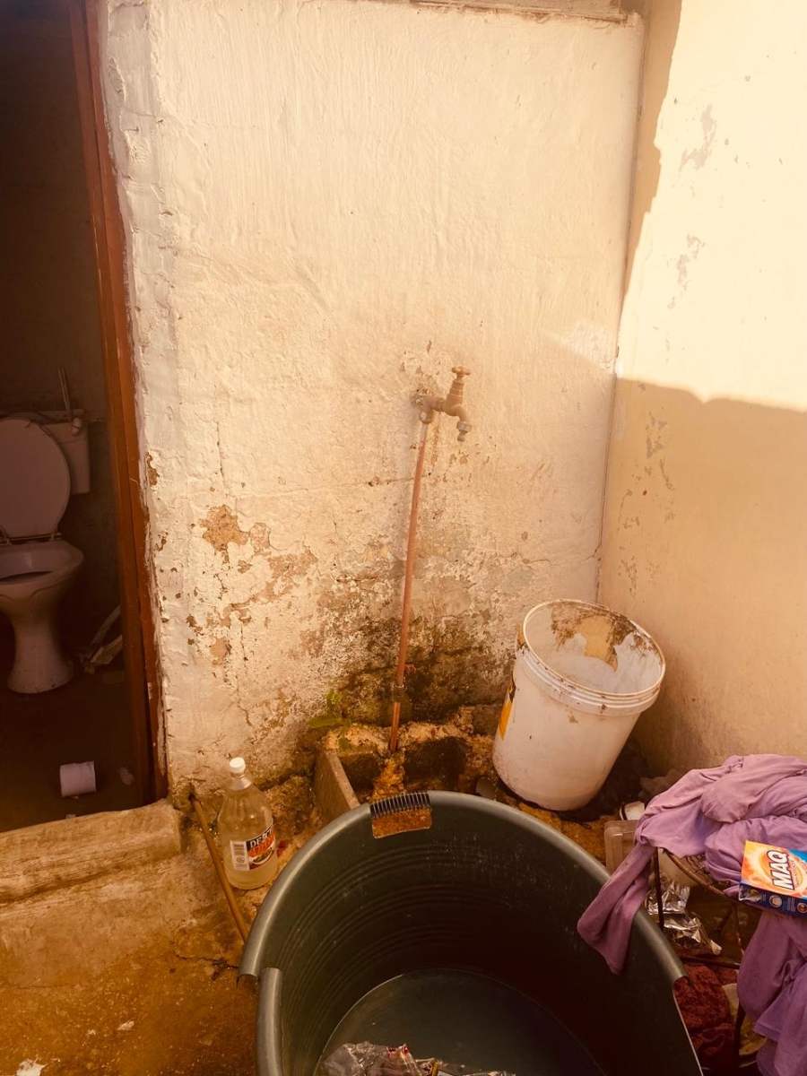 11 Bedroom Property for Sale in Kwazakhele Eastern Cape